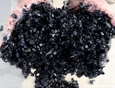 贞丰沥青冷补料（沥青砂）的优势特点与施工流程解析